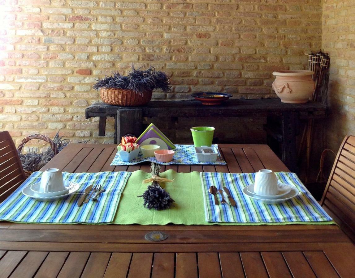 Bed and Breakfast L'Infinito Mombaroccio Exteriér fotografie